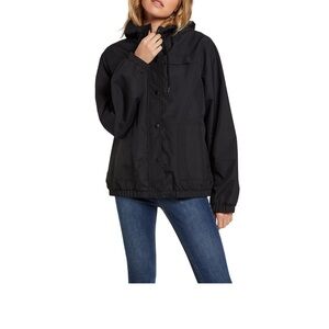 Volcom windbreaker like new